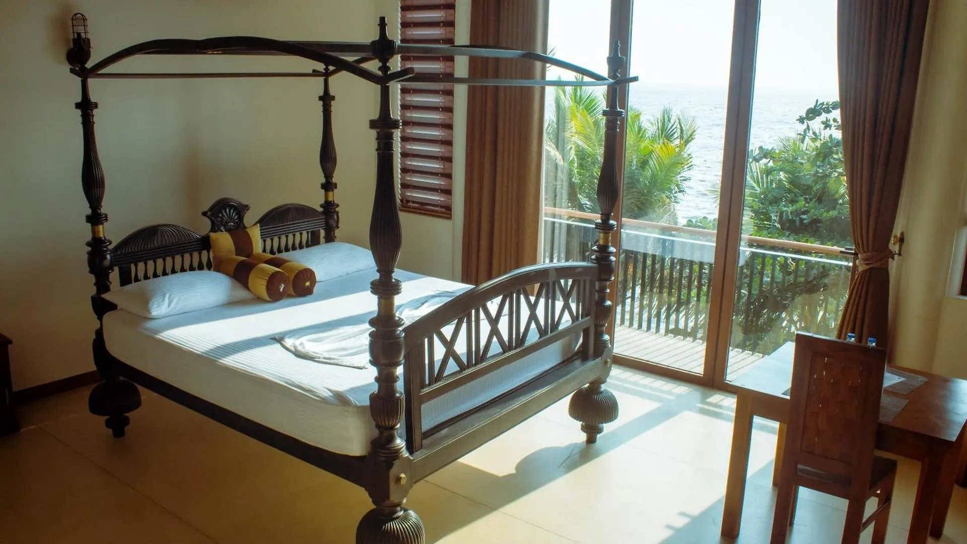 Dream Lagoon Hotel Katunayake 3*,  Sri Lanka