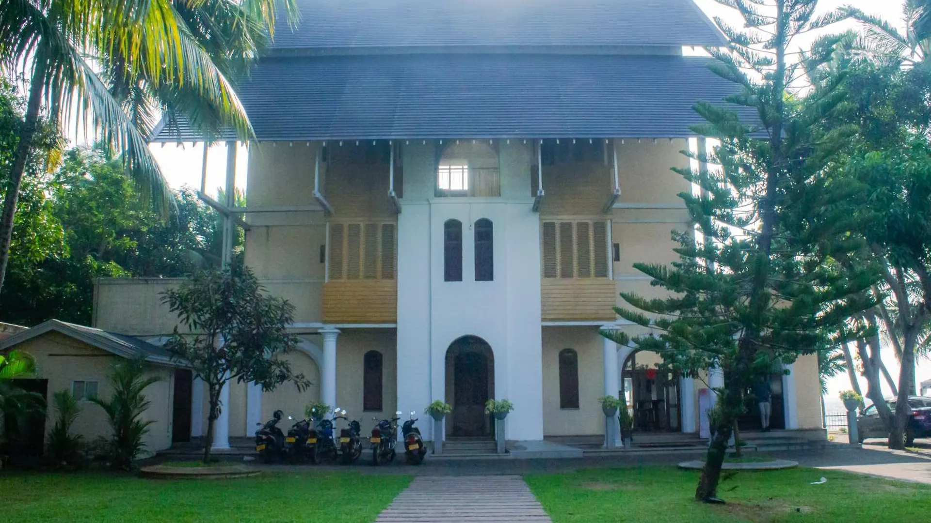 Dream Lagoon Hotel Katunayake